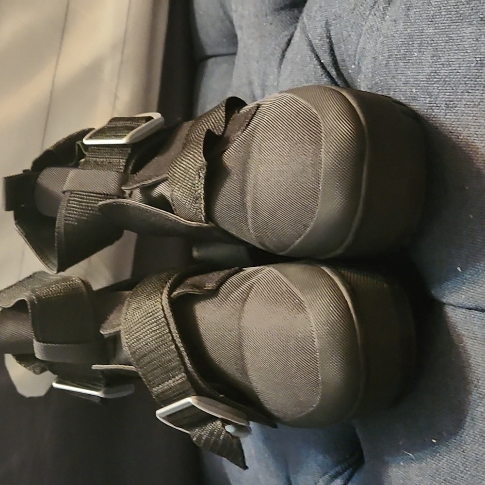 Ankle boots